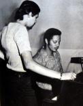 Felix_Morales_piano.jpg
