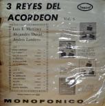 3_Reyes_del_Acordeon_back.jpg